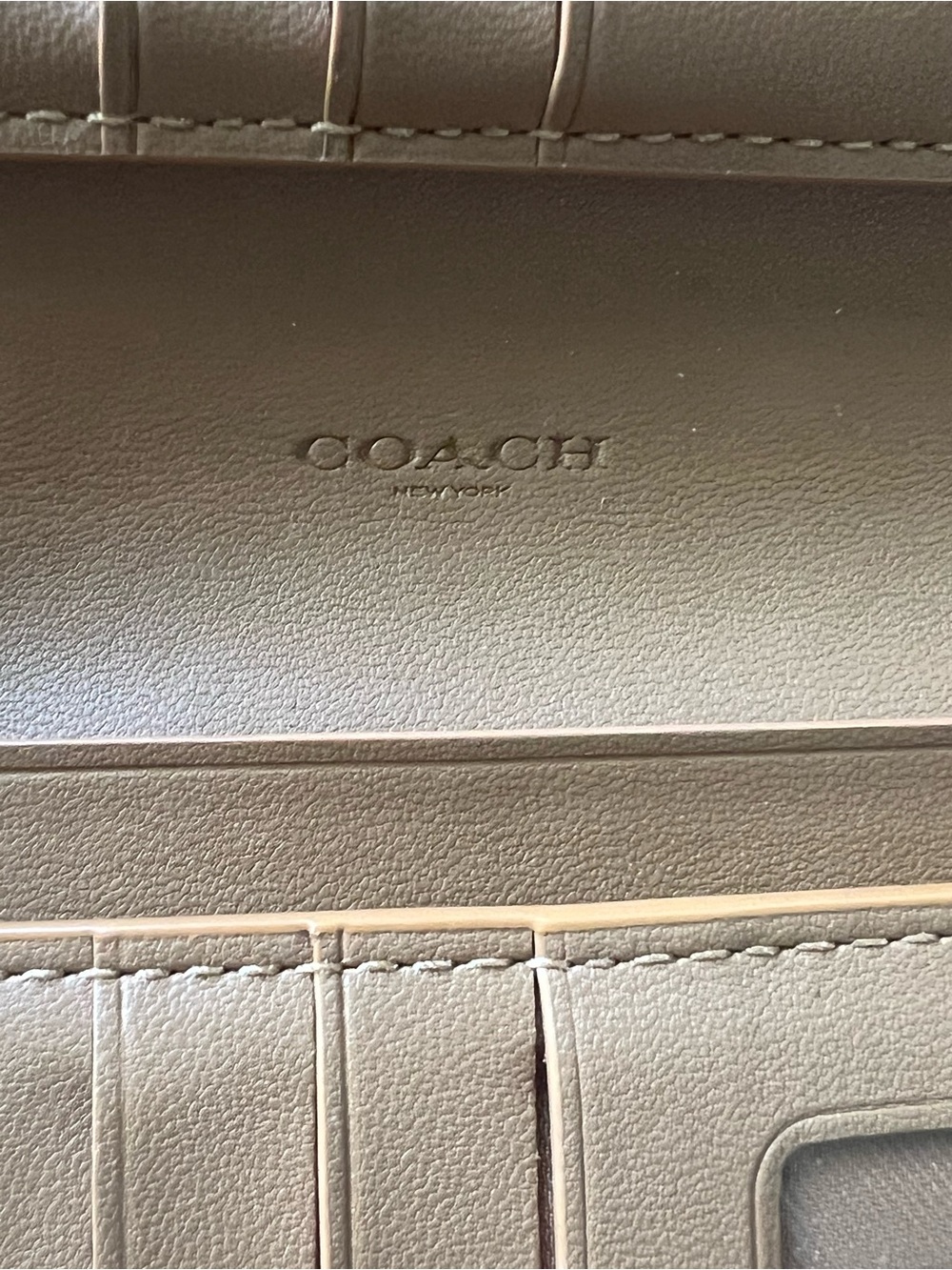 COACH Slim Wallet Style 58586 - Picture 9 of 15
